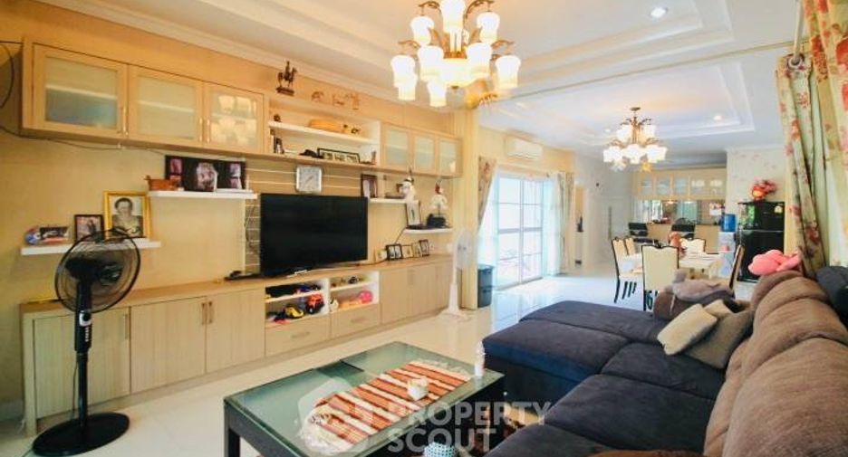 Villa zum Kauf mit 3 Zimmer in Sattahip, Pattaya