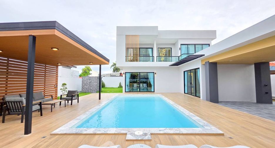 For sale 5 bedrooms house in Jomtien, Pattaya