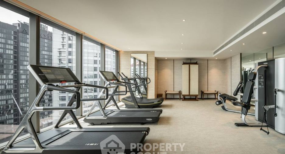 For sale 1 bed condo in Khlong Toei, Bangkok