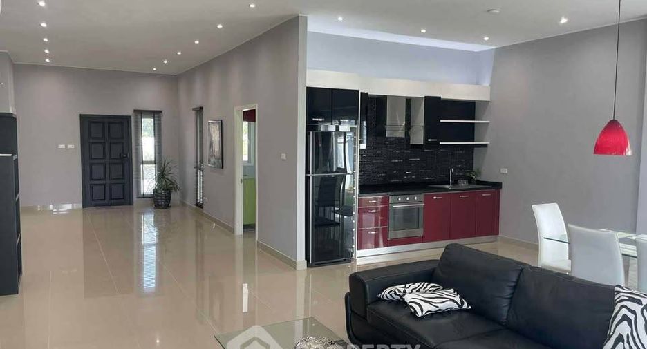 Продажа 4 спальни дом в Huay Yai, Паттайя