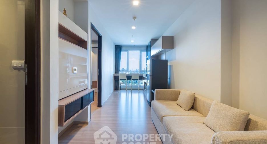 For sale 1 bed condo in Sathon, Bangkok