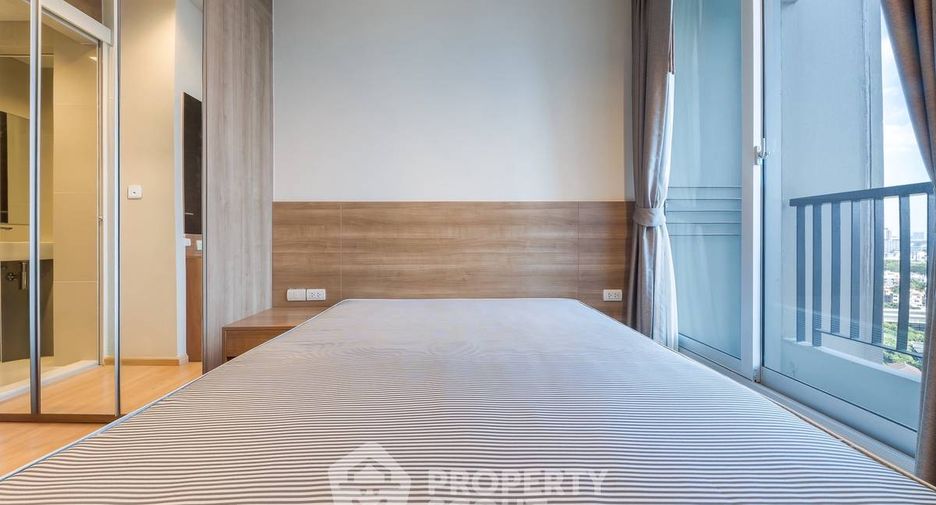 For sale 1 bed condo in Sathon, Bangkok