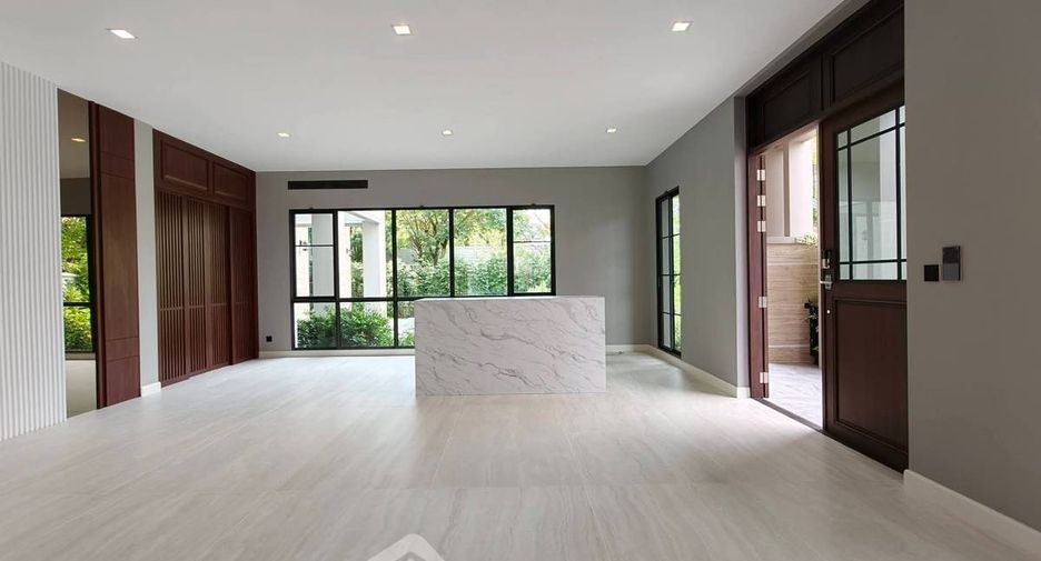 For sale 5 bedrooms house in Bang Khae, Bangkok