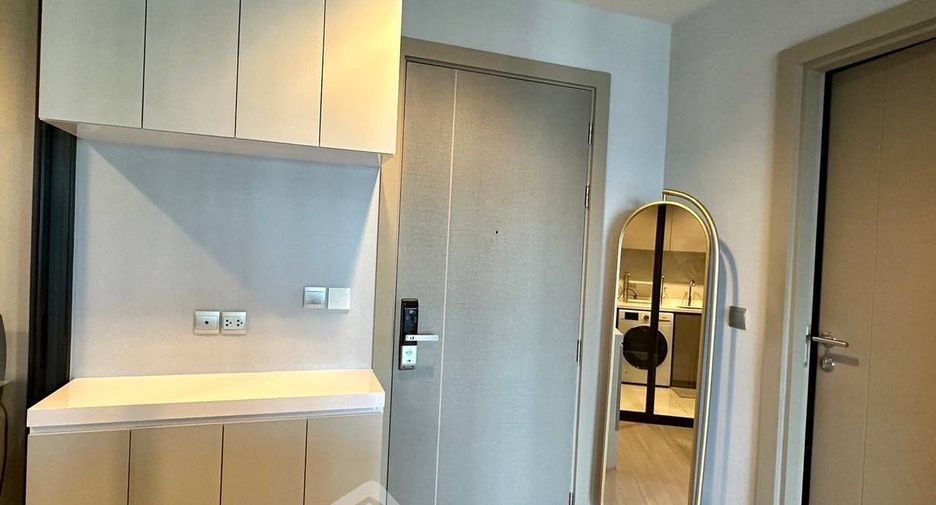 For sale 1 bed condo in Huai Khwang, Bangkok