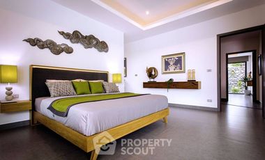 For sale 5 bedrooms villa in East Pattaya, Pattaya