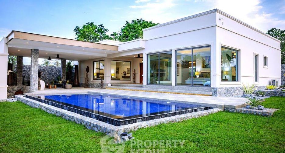 For sale 3 bedrooms villa in Bang Lamung, Chonburi