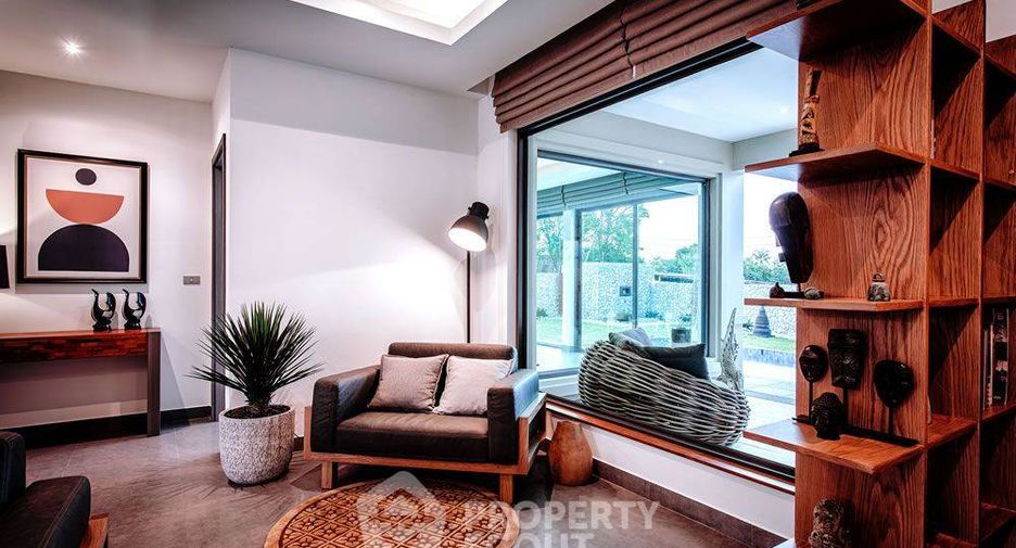 For sale 3 bedrooms villa in Bang Lamung, Chonburi