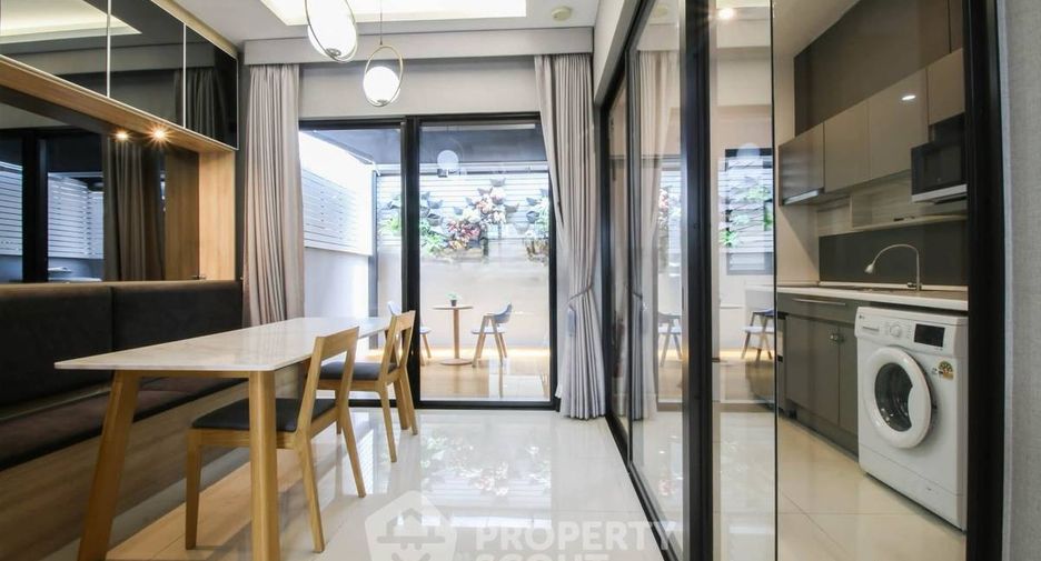 For sale 3 bedrooms townhouse in Lat Phrao, Bangkok