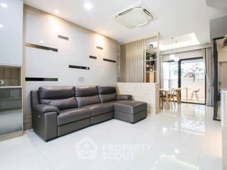 出售 3 卧室 联排别墅 在 Lat Phrao, 曼谷