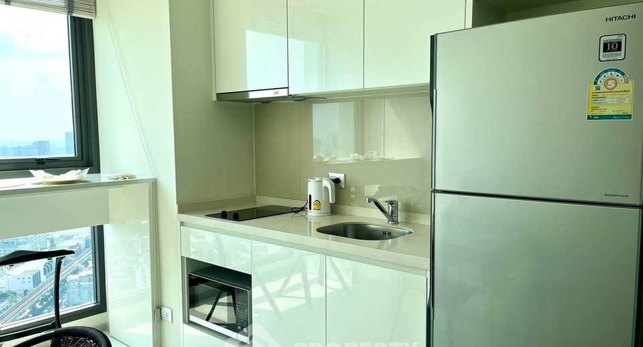 For sale 1 bed condo in Khlong Toei, Bangkok