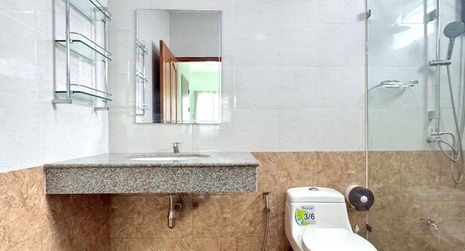For sale 3 bedrooms house in East Pattaya, Pattaya