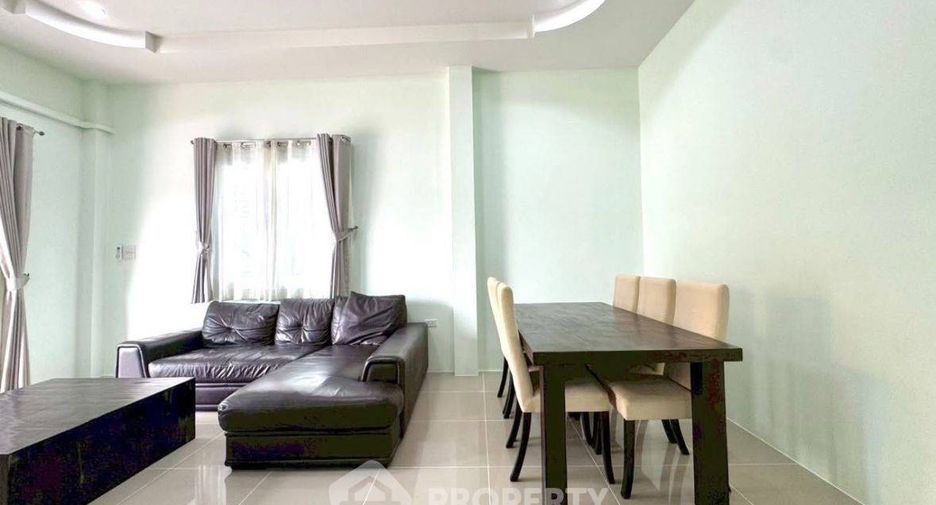 For sale 3 bedrooms house in East Pattaya, Pattaya
