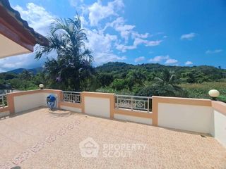 For sale 4 bedrooms house in Bang Saray, Pattaya