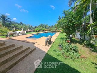 For sale 4 bedrooms house in Bang Saray, Pattaya