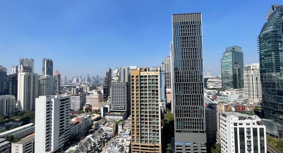 À vendre 2 chambres condo à Khlong Toei, Bangkok