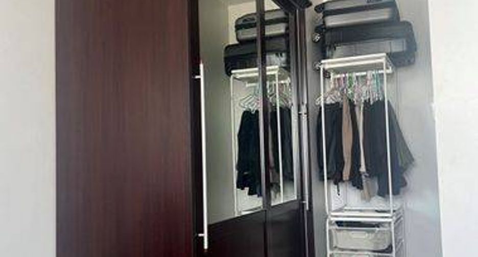 À vendre 1 chambre condo à Bang Na, Bangkok