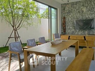 Villa en venta de 4 habitaciones en Bang Lamung, Chonburi