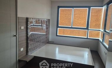 For sale 2 bedrooms condo in Phaya Thai, Bangkok
