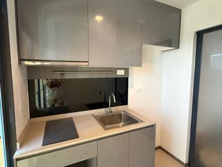 Wohnung zum Kauf mit 1 Zimmer in Phra Khanong, Bangkok