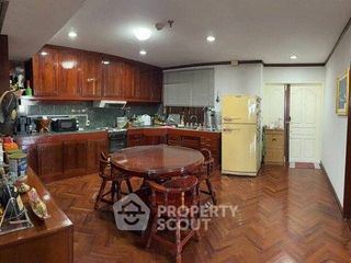 For sale 2 bedrooms condo in Bang Phlat, Bangkok
