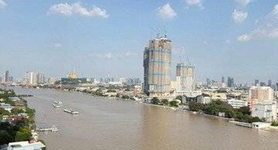 For sale 2 bedrooms condo in Bang Phlat, Bangkok
