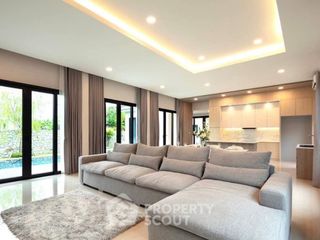 For sale 3 bedrooms villa in Bang Lamung, Chonburi