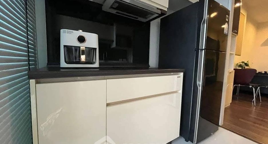 Wohnung zum Kauf mit 1 Zimmer in Phra Khanong, Bangkok