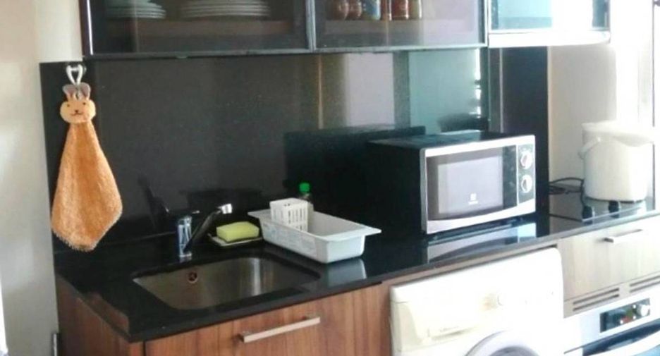 For sale 1 bed condo in Watthana, Bangkok