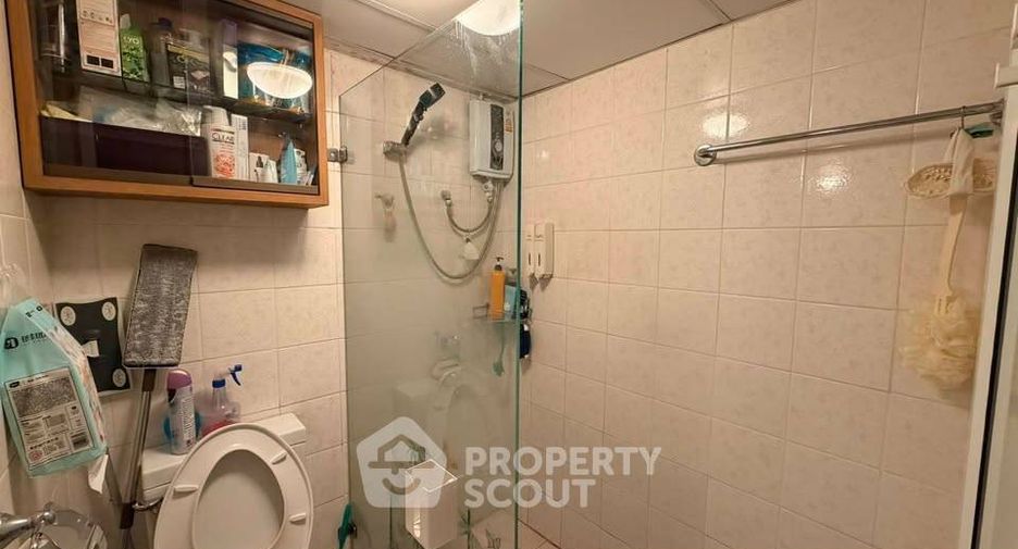 For sale 2 bedrooms condo in Pathum Wan, Bangkok