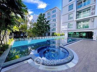 Продажа 1 кровать кондо в Пхра Кханонг, Бангкок
