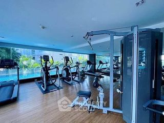 Продажа 1 кровать кондо в Пхра Кханонг, Бангкок