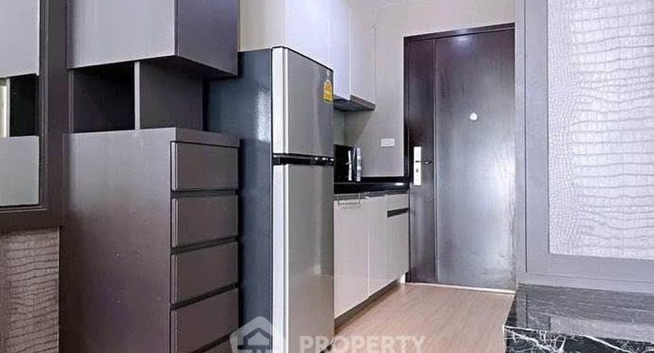For sale 1 bed condo in Phra Khanong, Bangkok