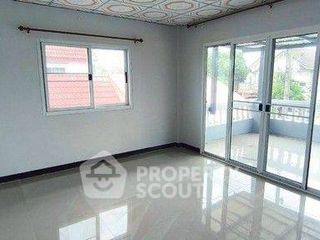 Casa en venta de 4 habitaciones en Khlong Sam Wa, Bangkok