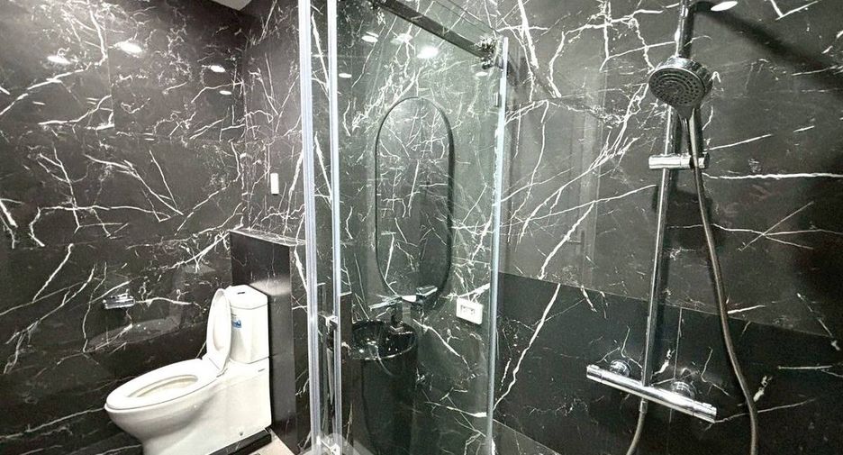 For sale 1 bed condo in Bang Kho Laem, Bangkok