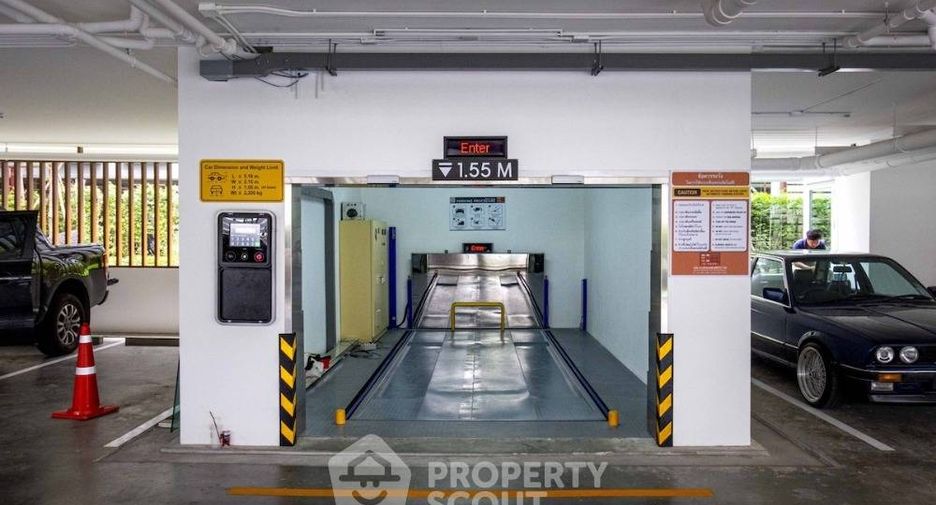 For sale 2 bedrooms condo in Chatuchak, Bangkok