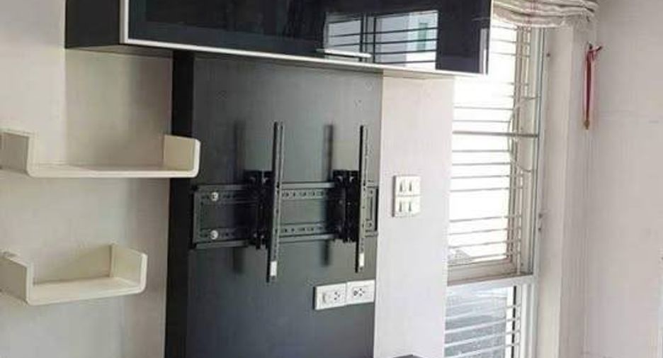 Casa en venta de 4 habitaciones en Si Racha, Chonburi