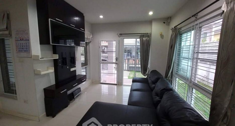 Casa en venta de 4 habitaciones en Si Racha, Chonburi