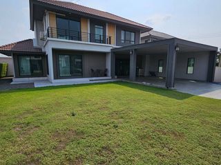 For sale 4 bedrooms house in Sai Mai, Bangkok