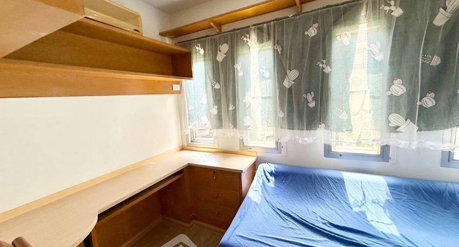 For sale 2 ベッドルーム condo in Dusit, Bangkok