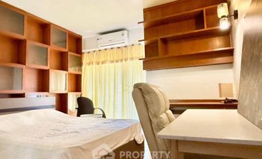 For sale 2 bedrooms condo in Dusit, Bangkok