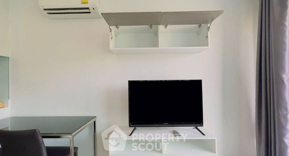 For sale 1 bed condo in Si Racha, Chonburi