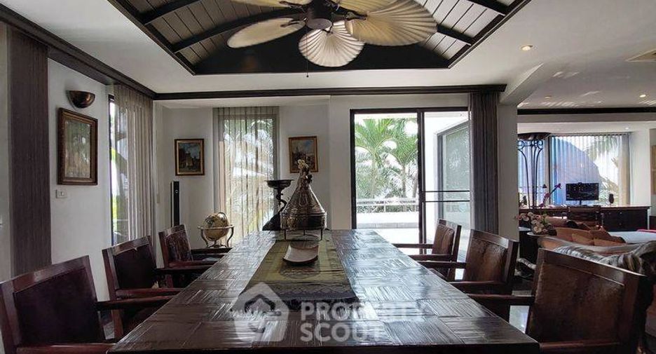 For sale 3 bedrooms apartment in North Pattaya, Pattaya