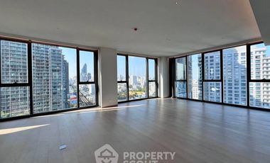 À vendre 4 chambres condo à Khlong Toei, Bangkok