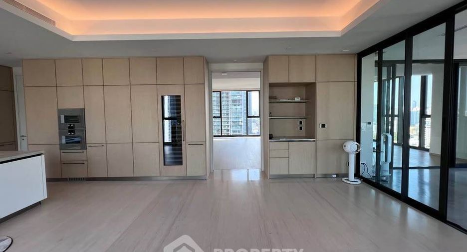 ขาย 4 ห้องนอน คอนโด ใน คลองเตย, กรุงเทพฯ