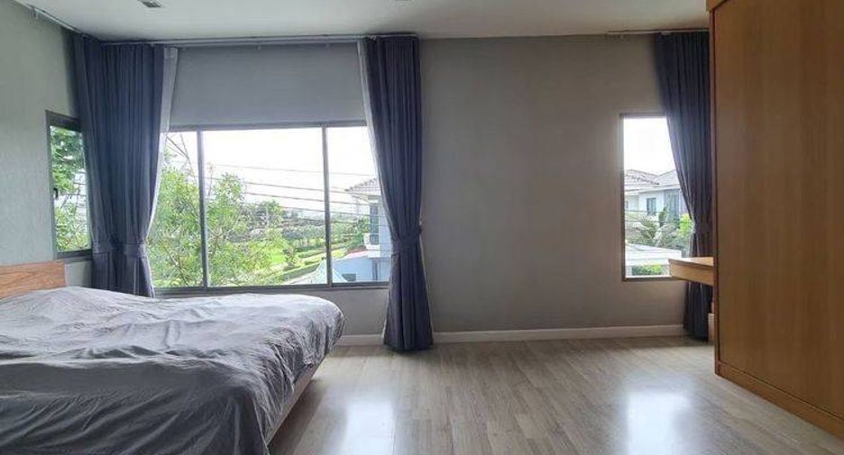 For sale 4 bedrooms house in Saphan Sung, Bangkok