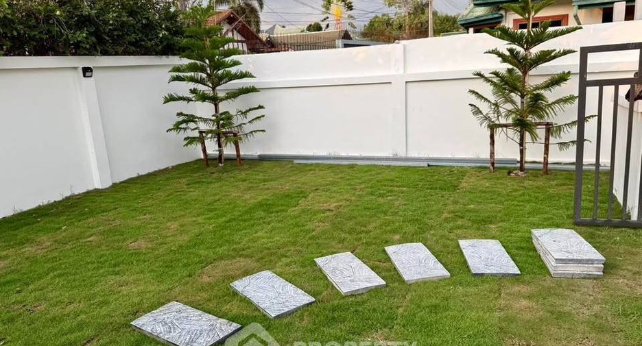 For sale 3 bedrooms house in East Pattaya, Pattaya