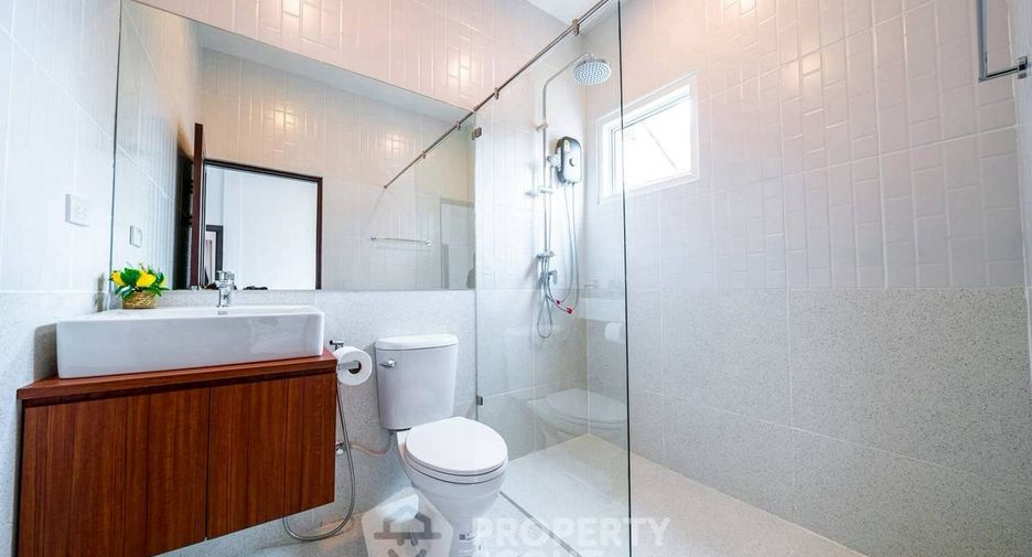 For sale 5 bedrooms villa in South Pattaya, Pattaya