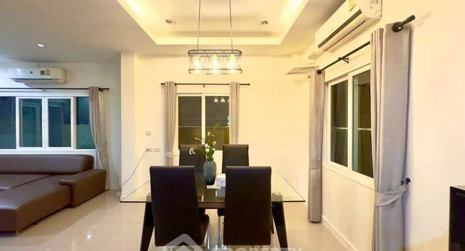 For sale 3 bedrooms house in East Pattaya, Pattaya