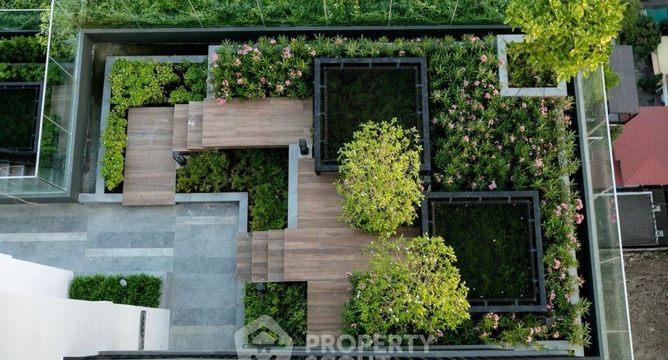 For sale 2 bedrooms condo in Ratchathewi, Bangkok