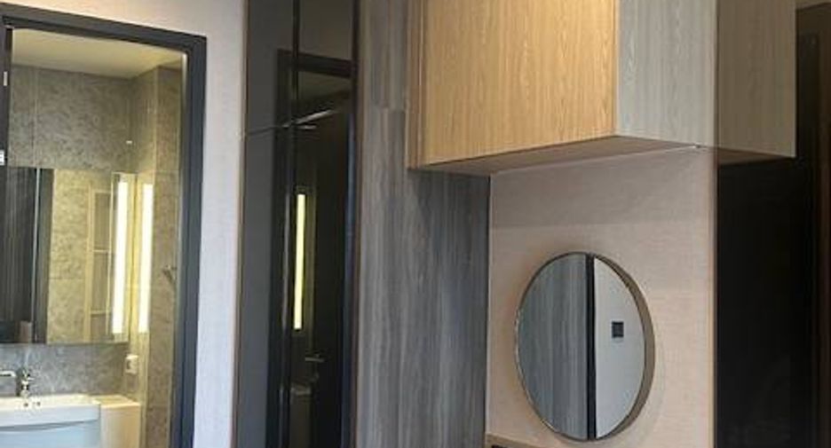 For sale 1 bed condo in Phaya Thai, Bangkok